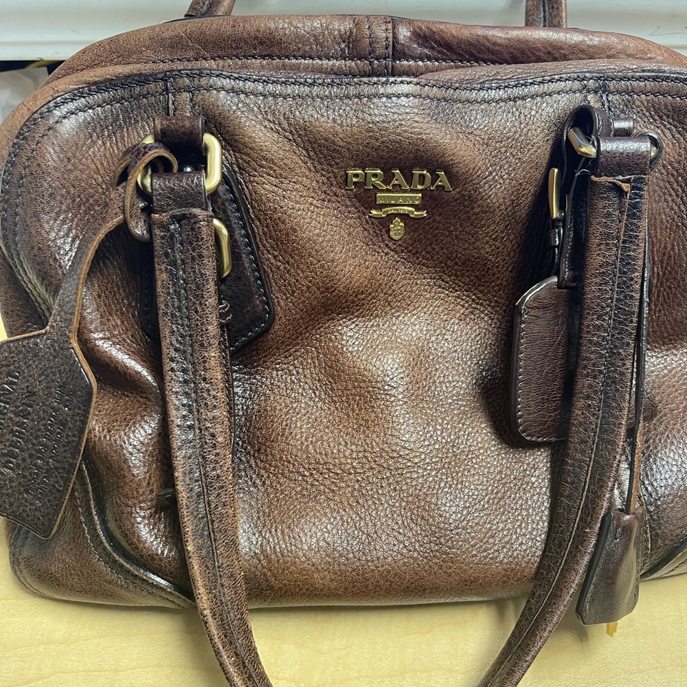 Prada vitello shoulder bag